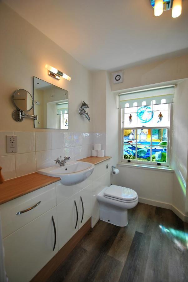 Dolphin Cottage- Traditional Cottage On Fife Coast アンストラザー エクステリア 写真