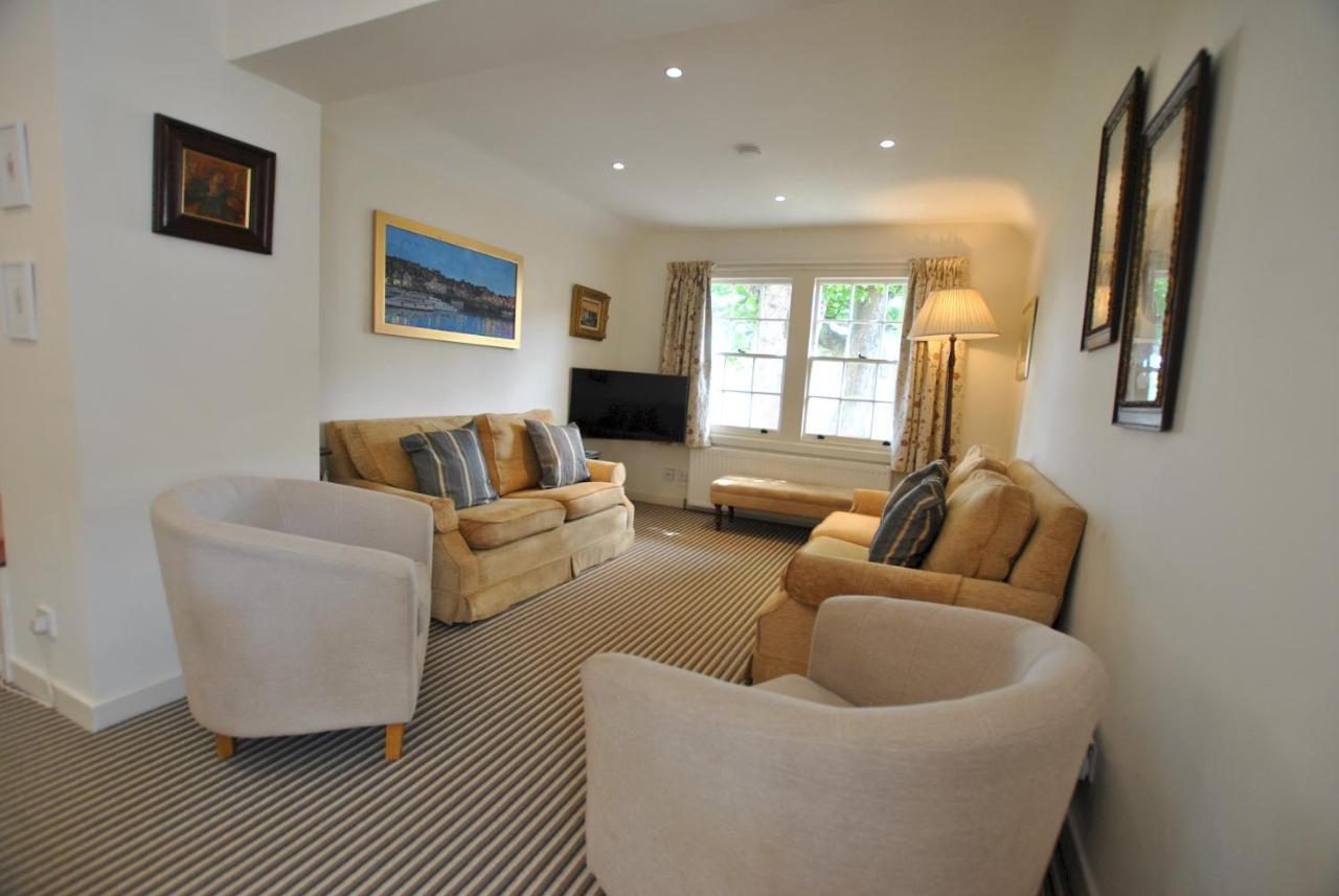Dolphin Cottage- Traditional Cottage On Fife Coast アンストラザー エクステリア 写真