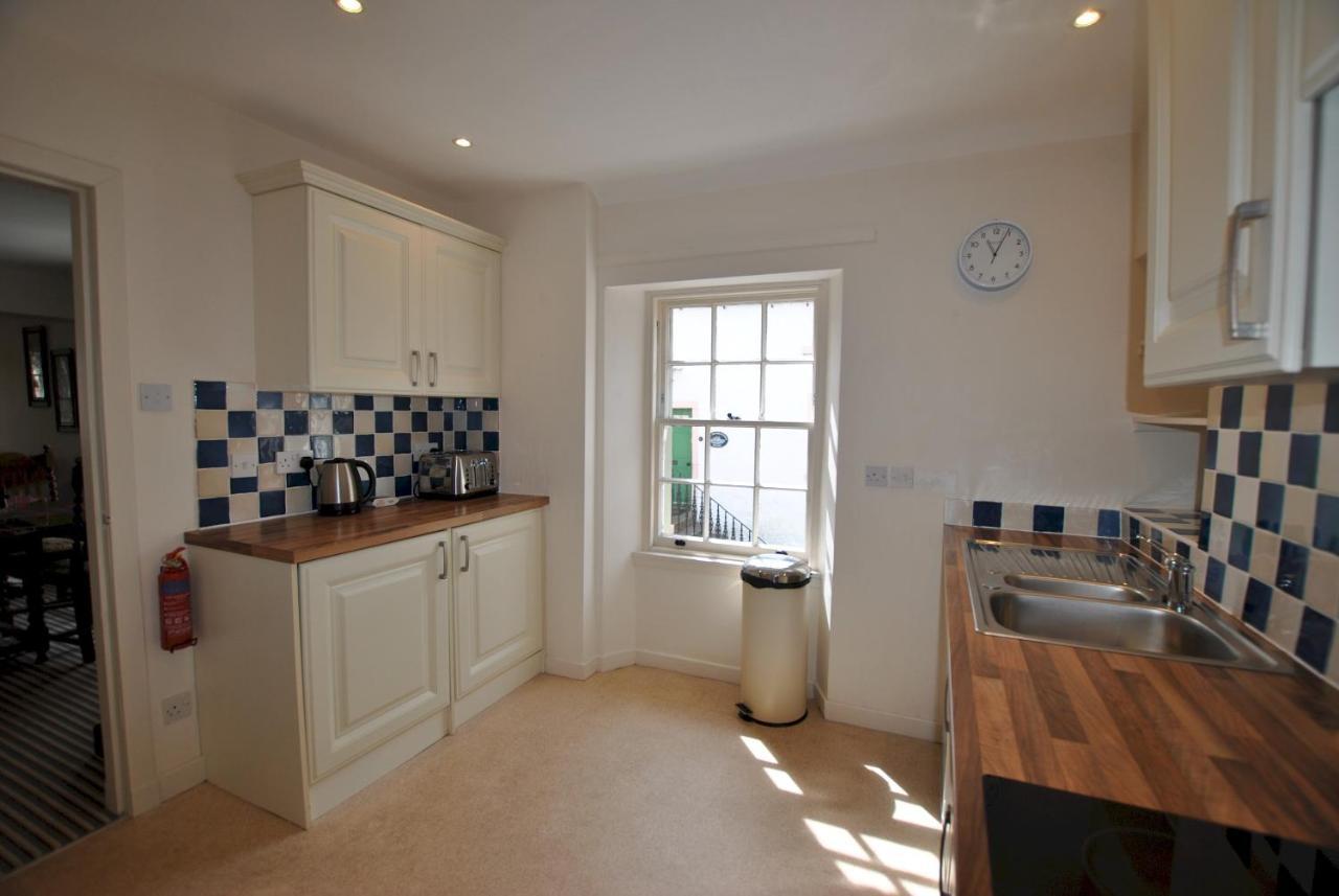 Dolphin Cottage- Traditional Cottage On Fife Coast アンストラザー エクステリア 写真